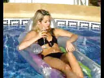 જુસ્સાદાર blowjob અને fucking સેકસી વીડીયો બતાવો shaved pussy