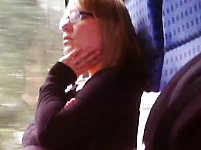 એક સાથીદાર સાથે છેડછાડ સેકસી વીડીયા એચડી કરી અને વીડિયો પર રેકોર્ડ કરી