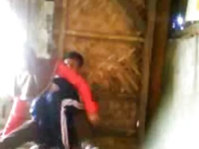 નાના સ્તન સાથે વૃદ્ધ સ્લટ તેના પગ ફેલાવે સેકસી વીડીયો ફુલ છે