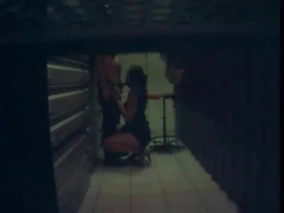 ટીન સ્લટ ચૂસે પછી લંડ એચડી વીડીયો સેકસી ચૂસે છે