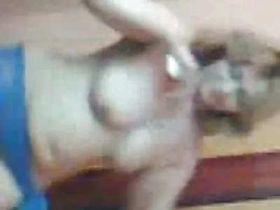 ચશ્માં સેકસી વીડીયો ઓપન માં ટીન સોનેરી એક વિશાળ ટોટી sucks