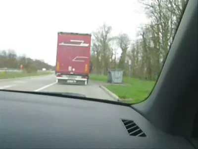 અમે કેમેરાની સામે મિત્ર સાથે એકબીજાને પ્રેમ કરીએ સનીલીયોન ના સેકસી બીપી વીડીયો છીએ