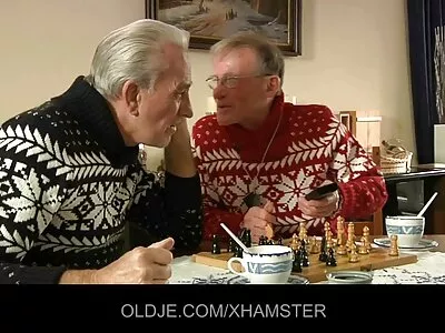 તેથી સુંદર નકાબવાળી શ્યામા પત્ની પતિ સાથે એક્સ વીડીયો સેકસી અવેઝોન સેક્સને મજેદાર બનાવે છે