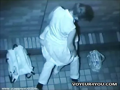 ગુલાબી ભીનું બીવર બીપી વીડીયો સેકસી સ્લેમિંગ માટે તૈયાર છે