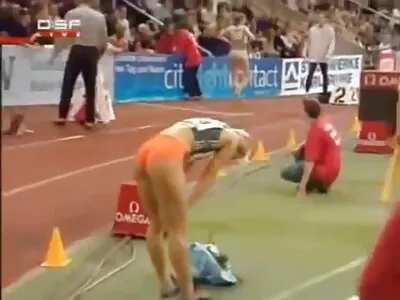 હોટ ગર્લફ્રેન્ડ શરીર પર બોજો મેળવે છે સેકસી વીડીયો એક્સ એક્સ એક્સ