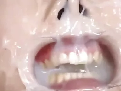 મોટી ગર્દભ સ્ત્રી એચડી વીડીયો સેકસી પથારી પર ચોરાય છે